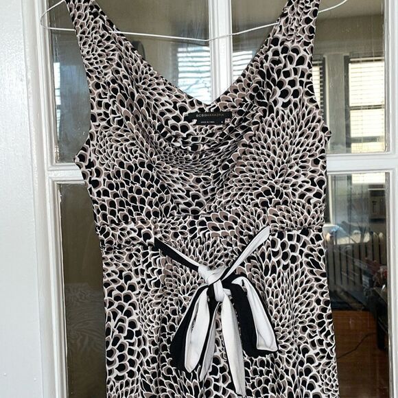 BCBG maxazaria casual flower petals tie at waist cowl neck dress - Picture 13 of 15